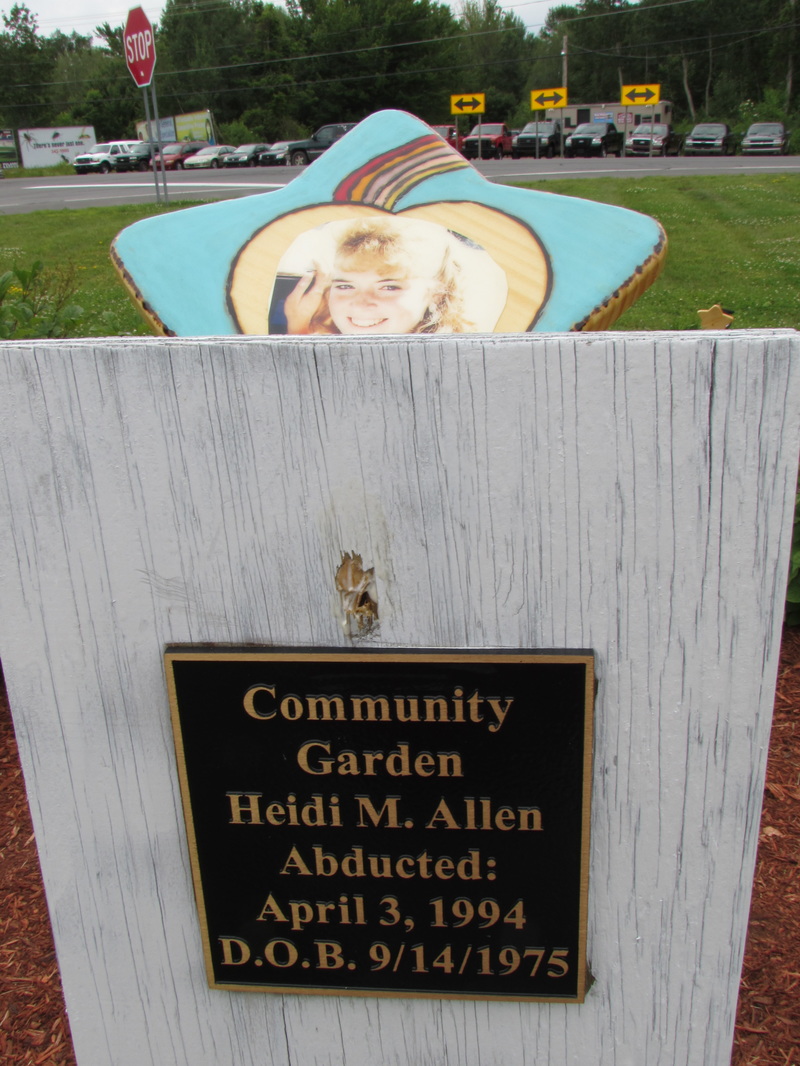 Heidi Allen memorial plaque